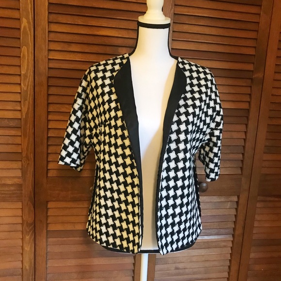 Vintage Houndstooth Topper - Picture 1 of 6
